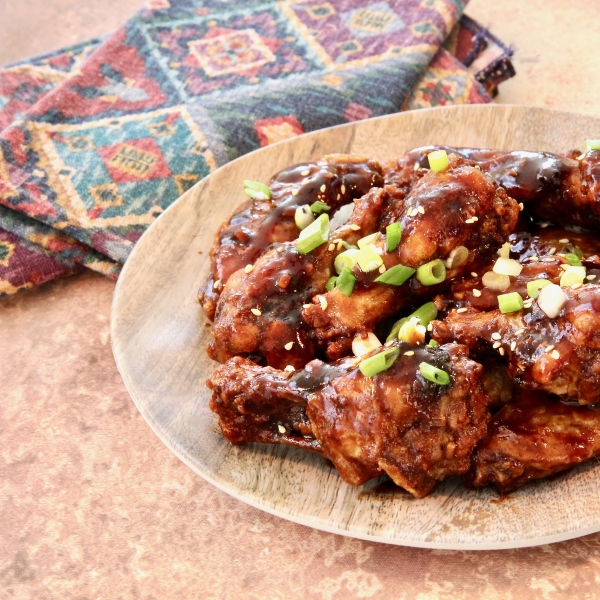 Air Fryer Balsamic-Glazed Chicken Wings