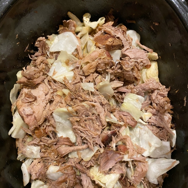 Homestyle Kalua Pork with Cabbage in a Slow Cooker