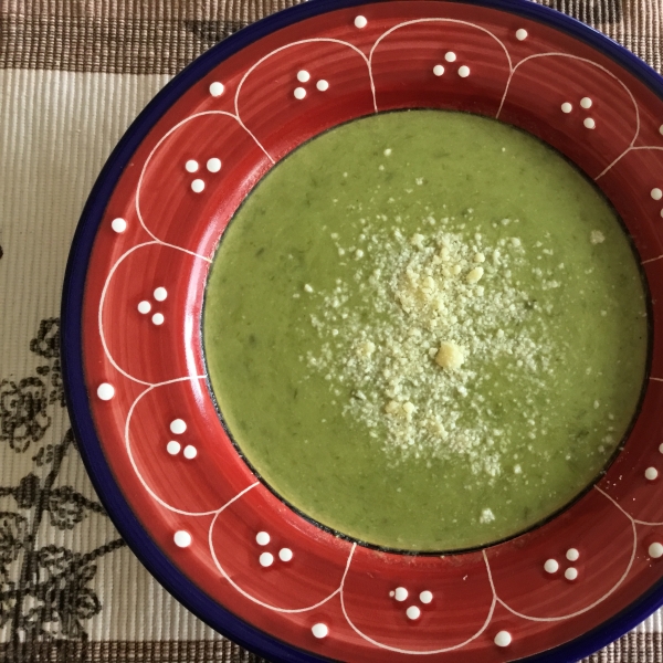 Fresh Asparagus Soup