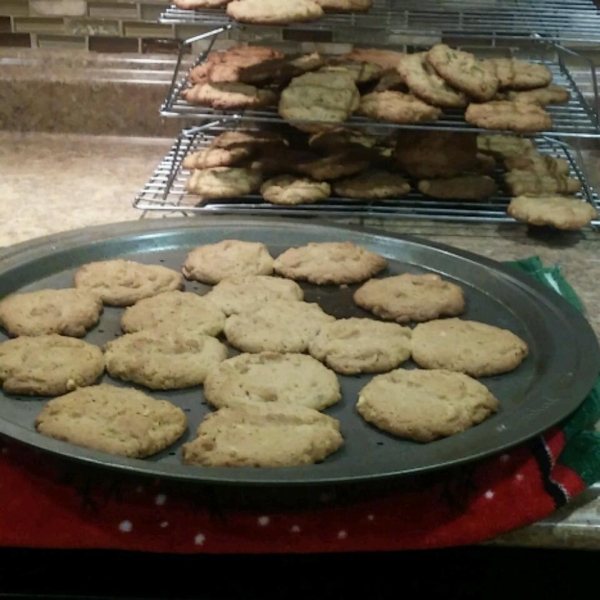 Peanut Butter Crunch Cookies