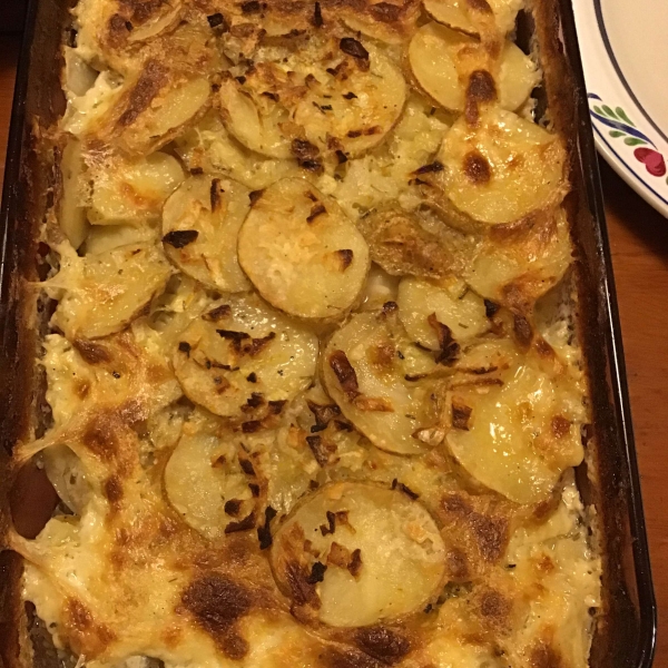 Creamy and Crispy Scalloped Potatoes