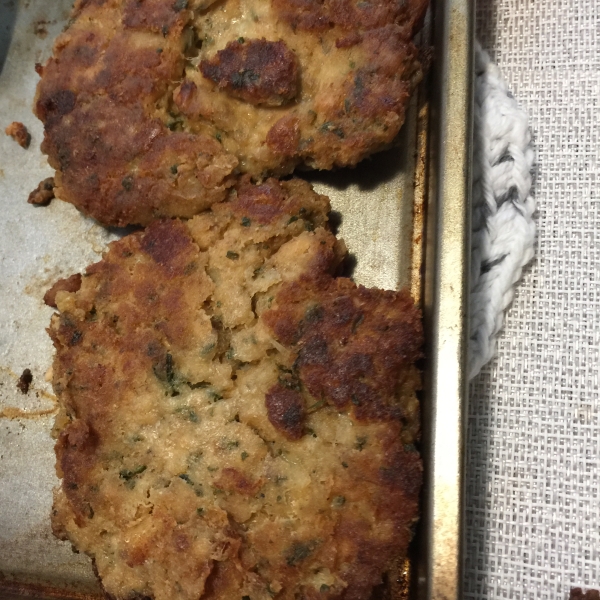 Salmon Cakes II