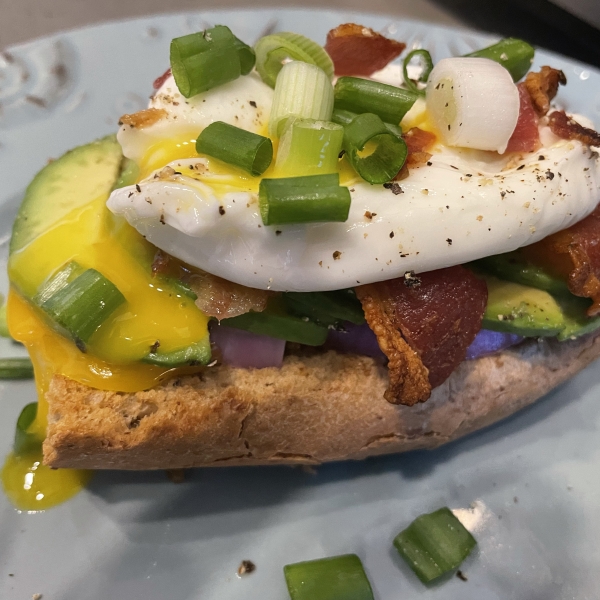 Avocado Toast with Crumbled Crispy Pancetta