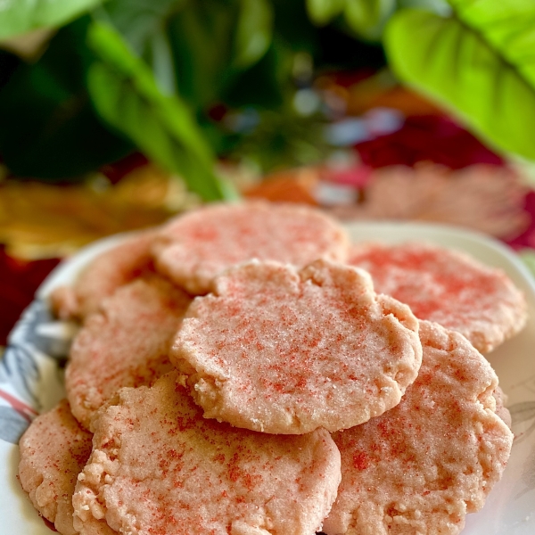 Polvorones Rosas (Pink Mexican Sugar Cookies)