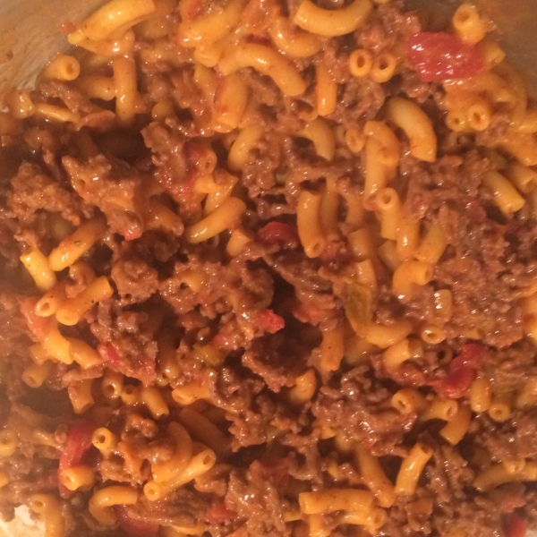 Macaroni and Cheese with Ground Beef, Salsa and Green Chiles