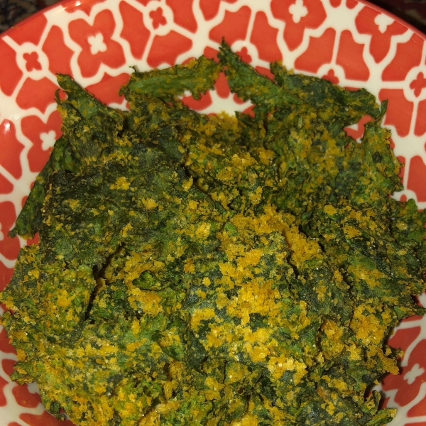 Cheesy Kale Chips