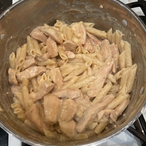 Fettuccine Alfredo with Chicken