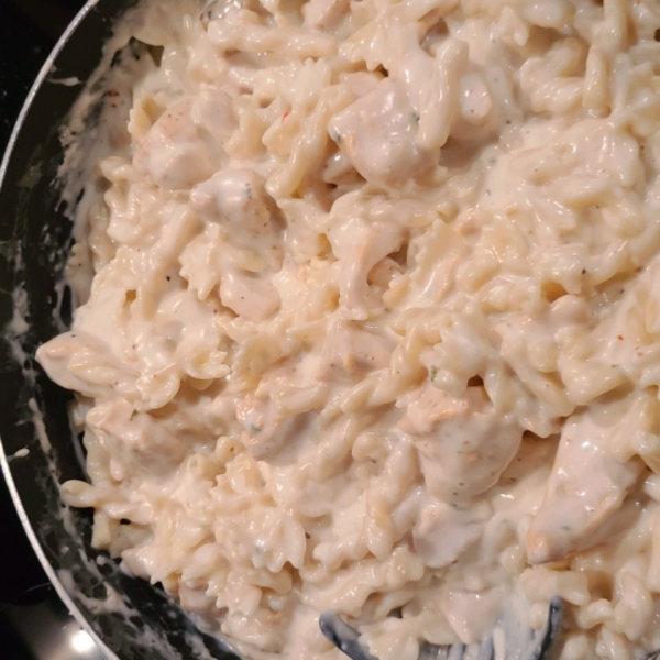 Fettuccine Alfredo with Chicken