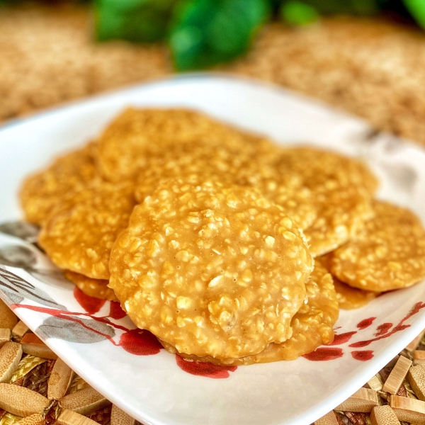 Easy Oatmeal-Peanut Butter Cookies