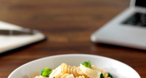 Ready Pasta Rotini with Broccoli and Cheese