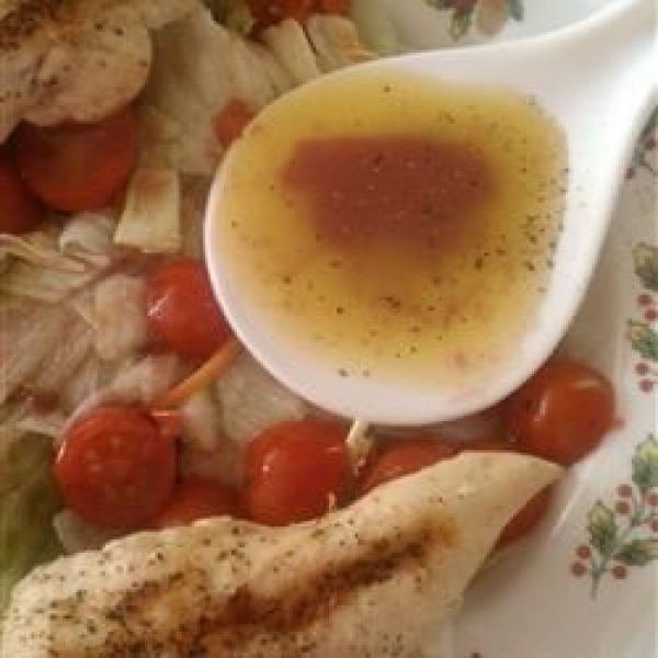 Easy Raspberry Vinaigrette Dressing