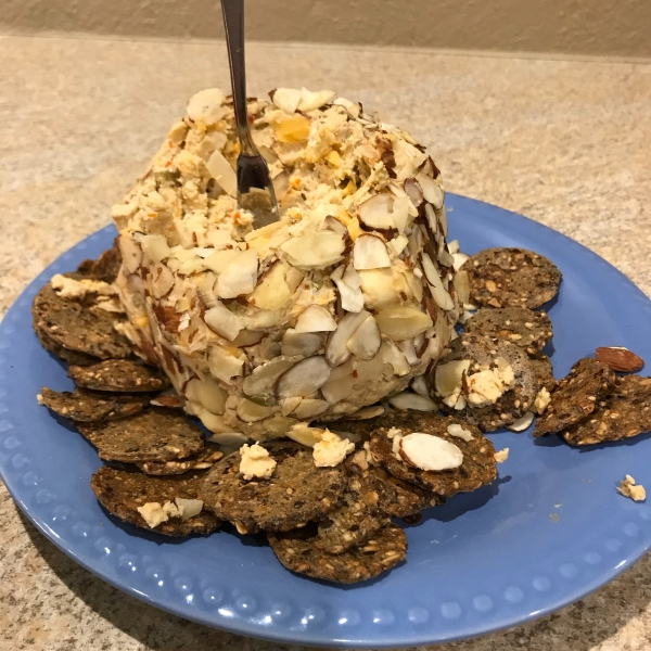 Thanksgiving Cheese Ball