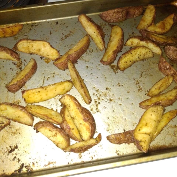 Seasoned Baked Potato Wedges