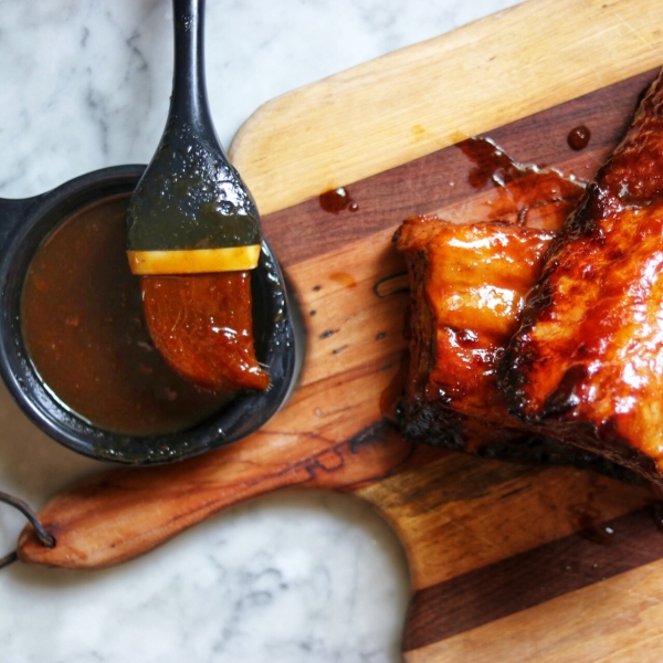 Apricot-Glazed Pork Ribs