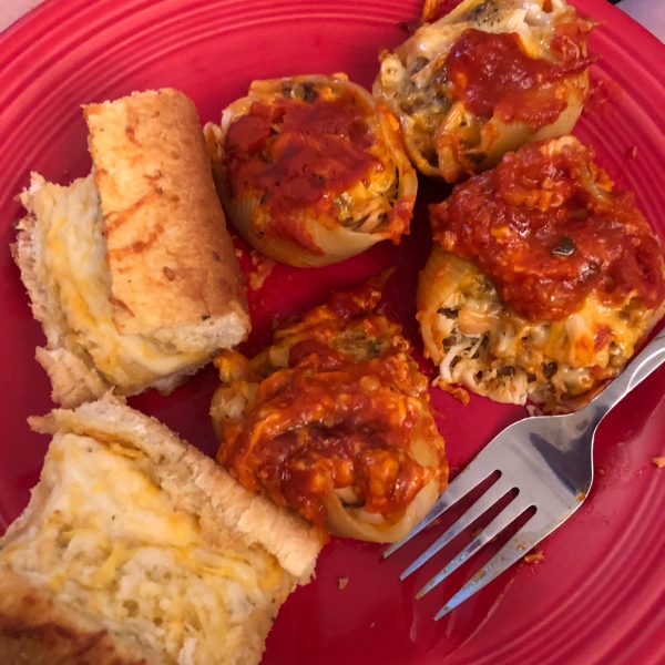 Chicken and Cheese Stuffed Jumbo Shells