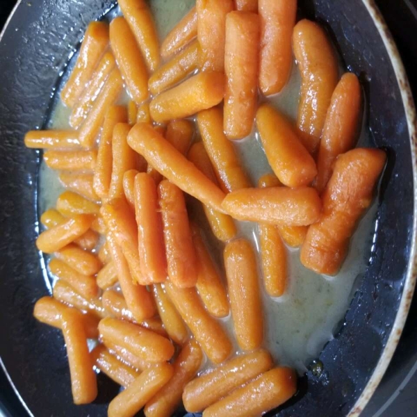 Buttery Cooked Carrots