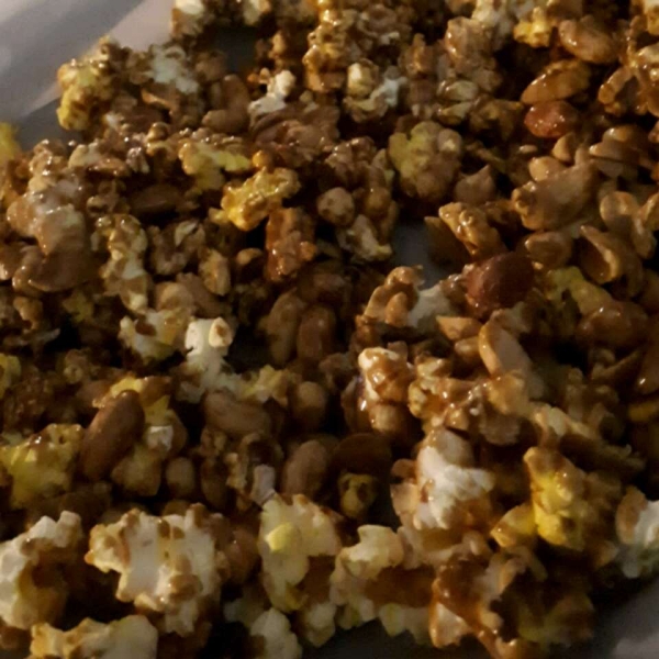 Caramel Pretzel Nut Popcorn