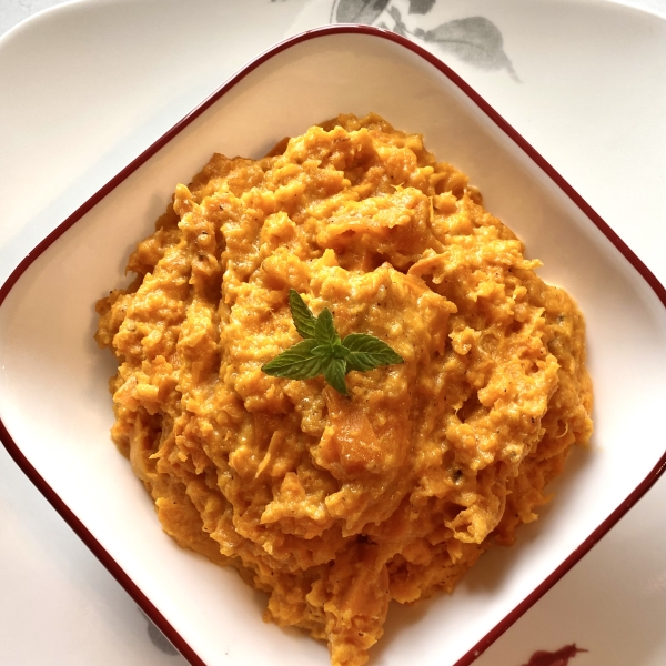 Slow Cooker Mashed Sweet Potatoes with Parmesan