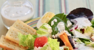 Buttermilk Peppercorn Ranch Salad Dressing