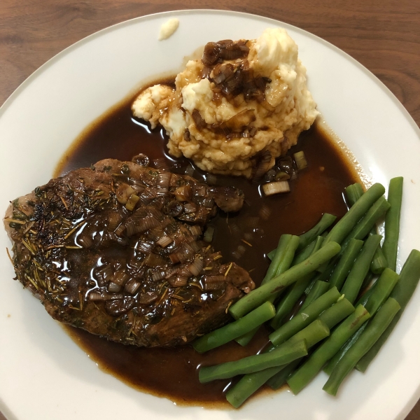 Lamb Chops with Balsamic Reduction