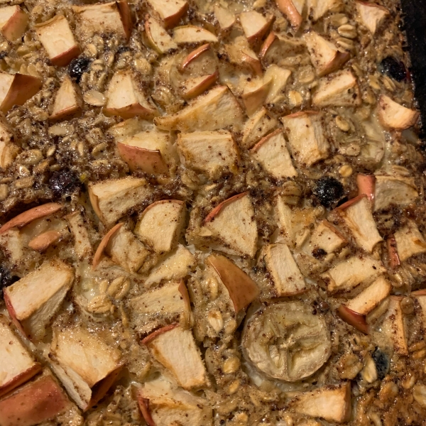 Baked Oatmeal with Cinnamon