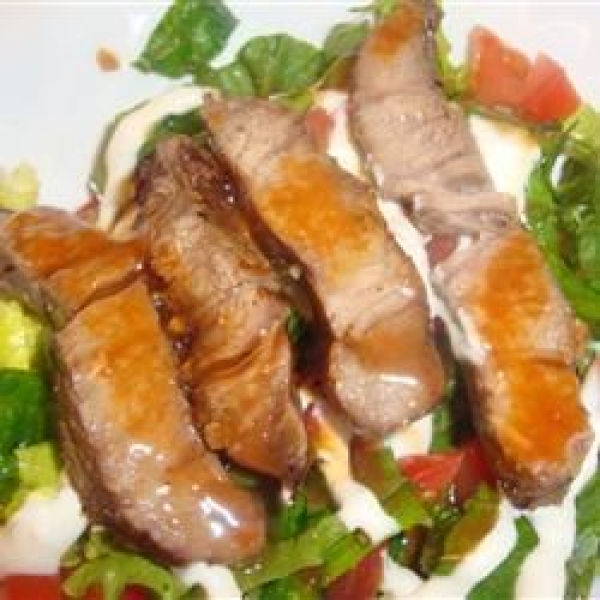 Steak Salad (Ranen Salad)