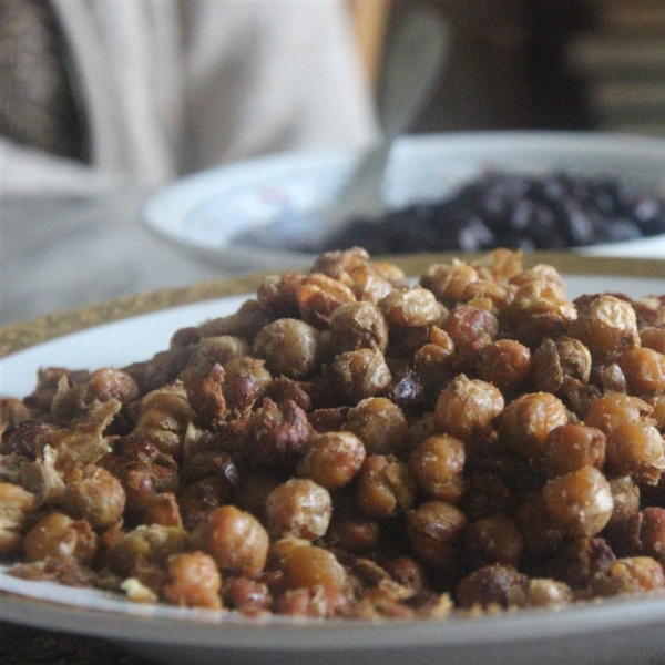 Indian-Spiced Roasted Chickpeas