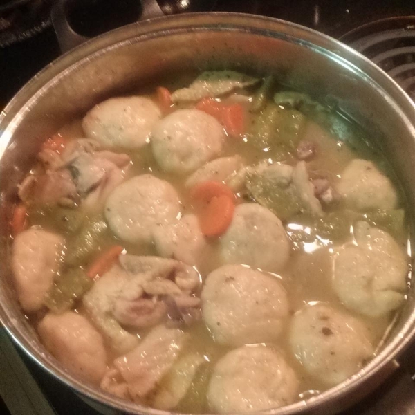 Old-Fashioned Chicken And Slick Dumplings