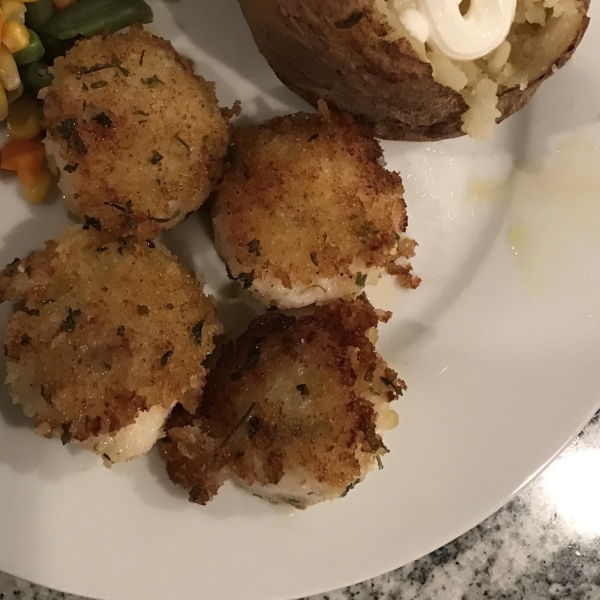 Grilled Garlic Parmesan Crusted Scallops