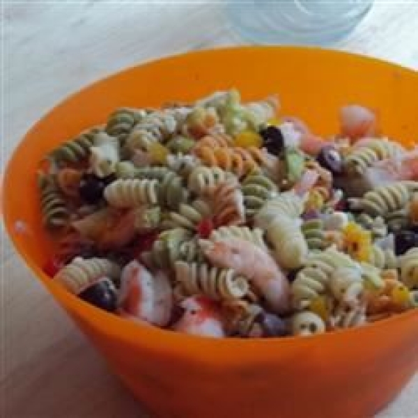 Greek Pasta Salad with Shrimp, Tomatoes, Zucchini, Peppers, and Feta