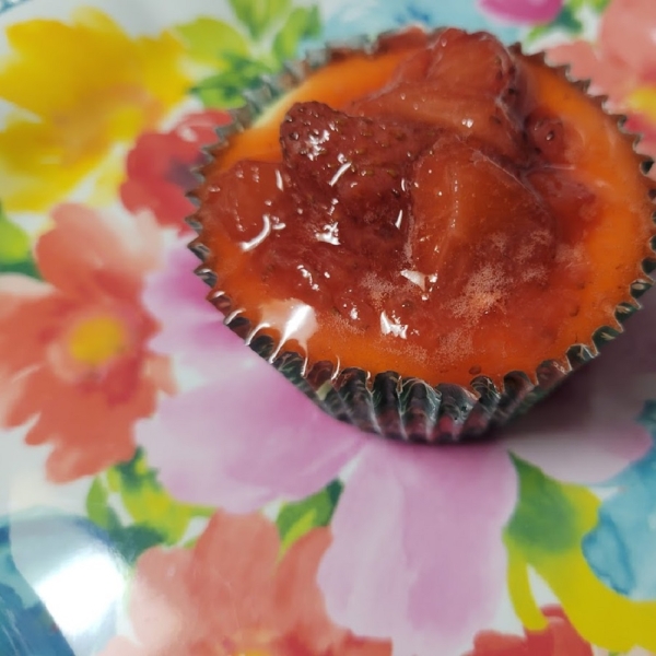 Mini Strawberry Cheesecakes