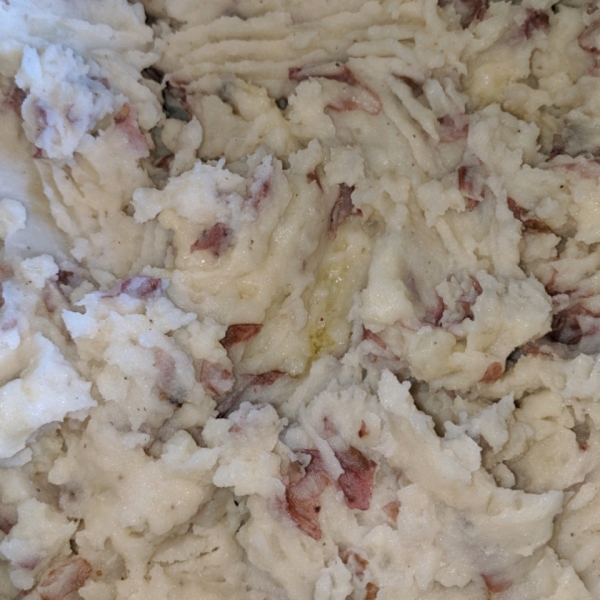 Red Garlic Mashed Potatoes
