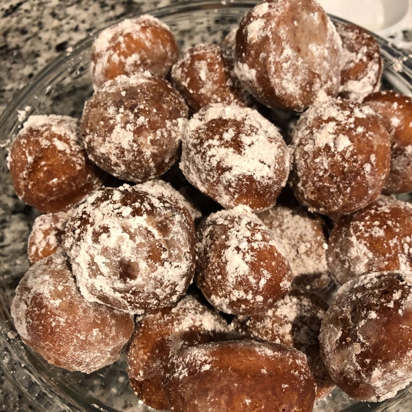 Applesauce Doughnuts with Buttermilk