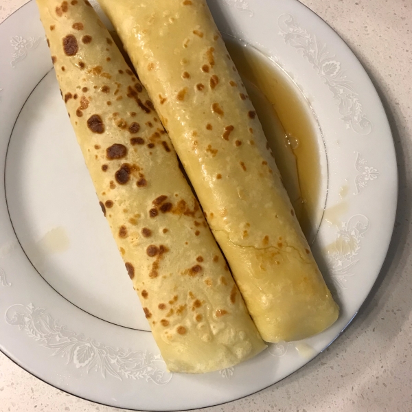 Claire's Yummy Crepes