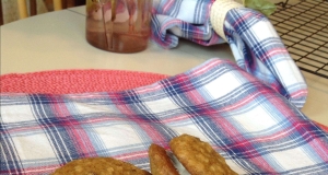 Oatmeal Cinnamon Cream Pies