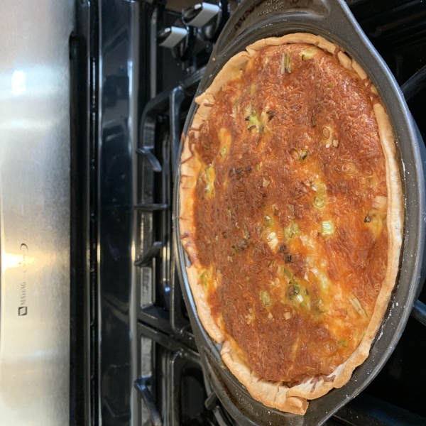 Easy Shrimp and Asparagus Quiche