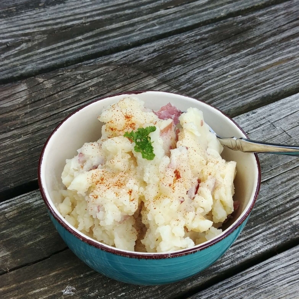 Simple Vegan Garlicky Potatoes