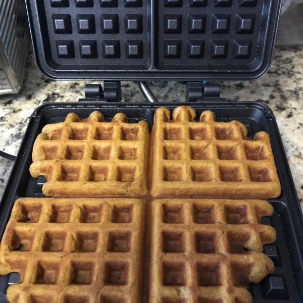 Perfect Pumpkin Spice Waffles