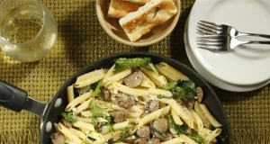 Jen's One Pan Penne with Mushrooms and Arugula