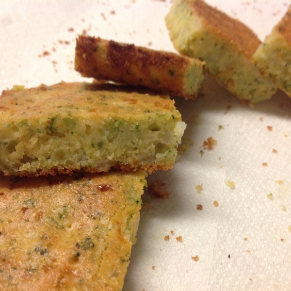 Sweet Onion Broccoli Cornbread