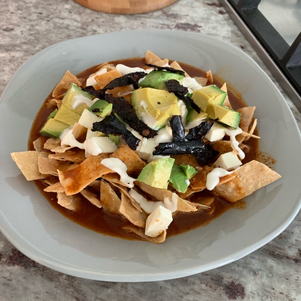 Sopa de Tortilla (Real Mexican Tortilla Soup)