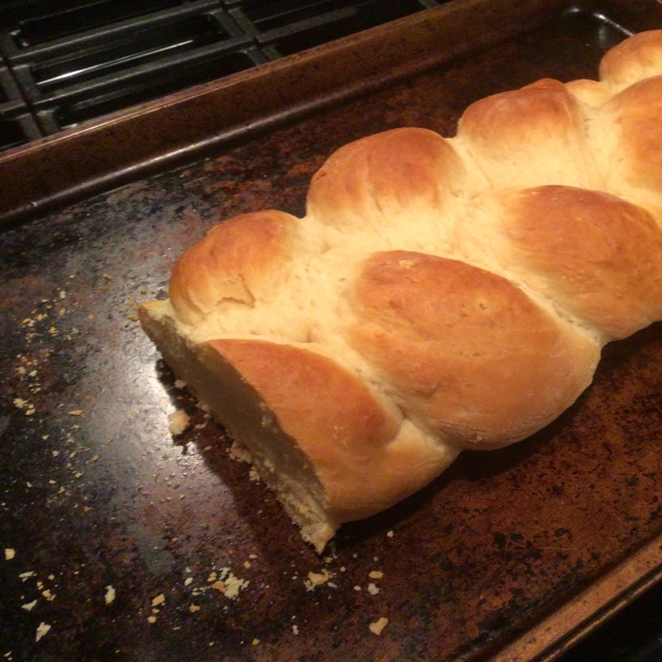 Zopf (Swiss Braided Bread)