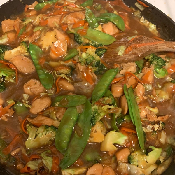 Chicken and Chinese Vegetable Stir-Fry