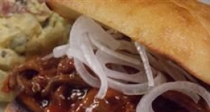 Sticky Beef Sandwich