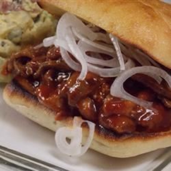 Sticky Beef Sandwich