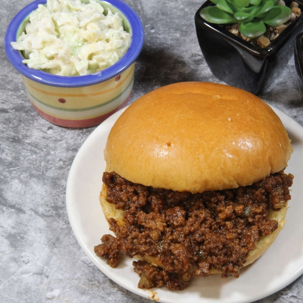 Slow Cooker Ground Beef Barbecue
