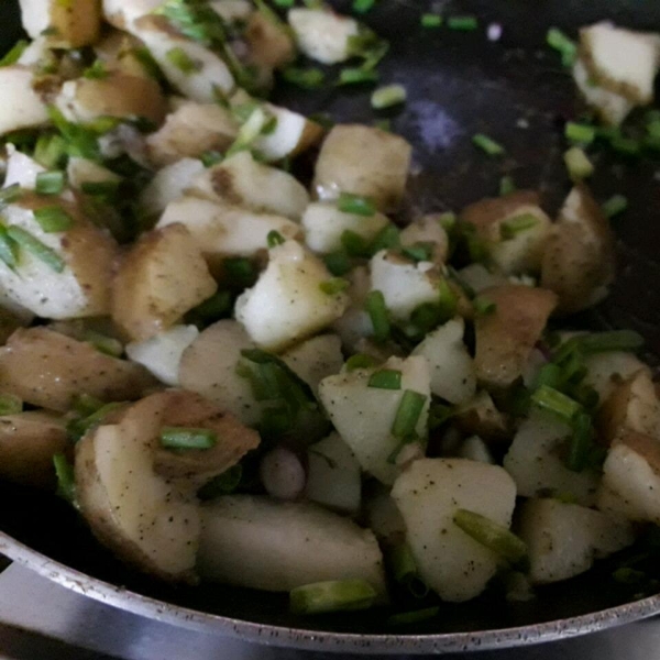 Boiled Potatoes with Chives