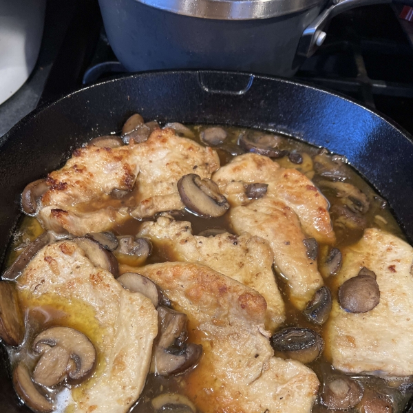 Chicken Marsala Over White Rice