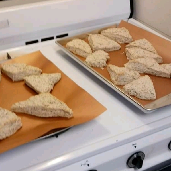 Lemon Poppy Seed Scones