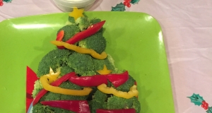 Vegetable Christmas Tree with Broccoli